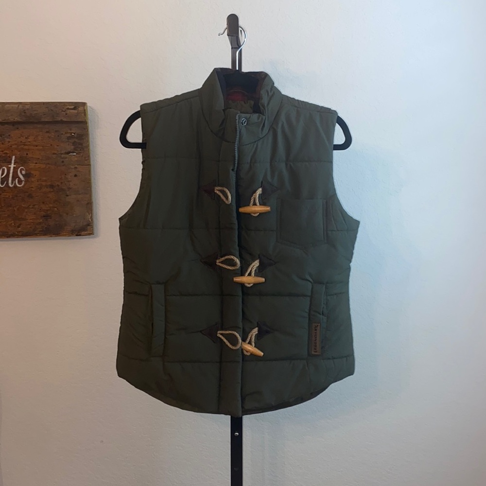 Legendary Whitetails army green puffer vest